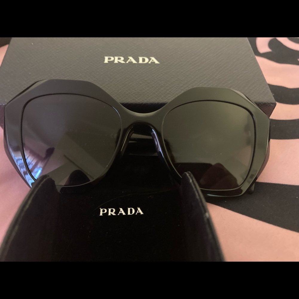 PRADA BEAUTIFUL GRADIENT SUNGLASSES